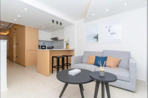 AWS Holiday Homes - Oasis in the Palm